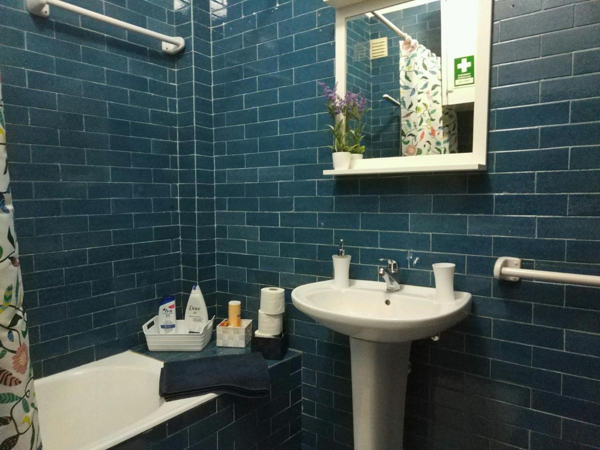 ! Free Parking Street ! Ground Floor With Washer! Porto Ngoại thất bức ảnh